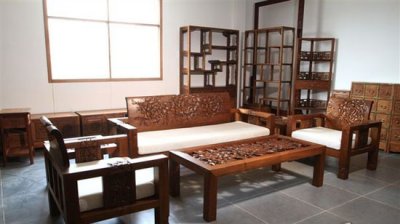核桃木家具的優(yōu)缺點(diǎn)，核桃木家具如何保養(yǎng)?